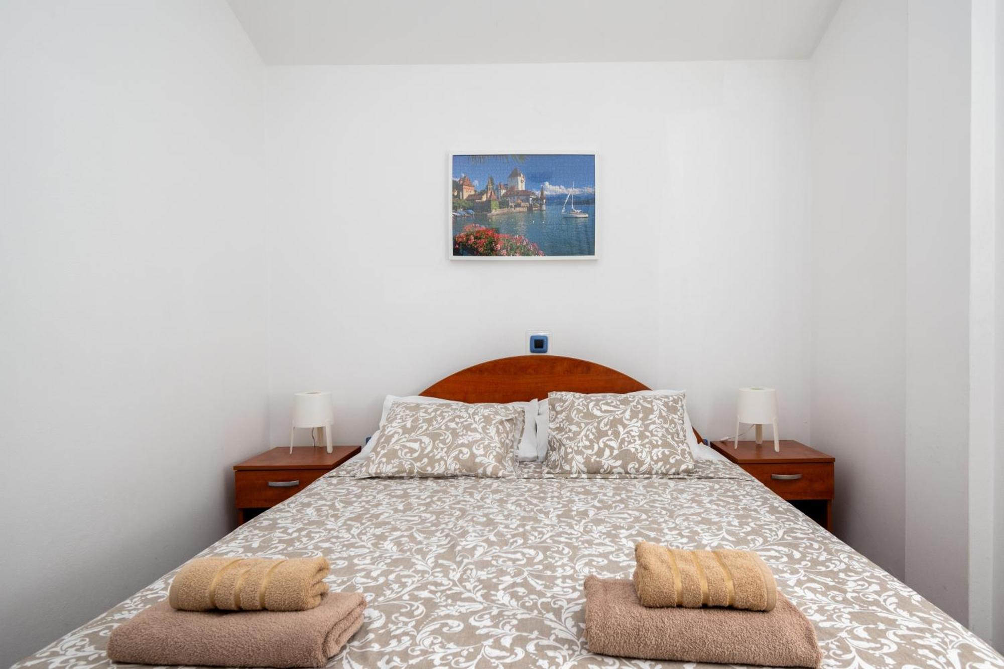 Apartments With A Parking Space Mandre, Pag - 16836 Room photo